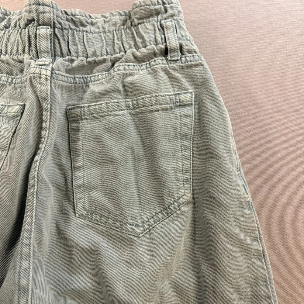 Forever 21 Women’s Small Light Wash Jeans Elastic Waist High Rise Denim